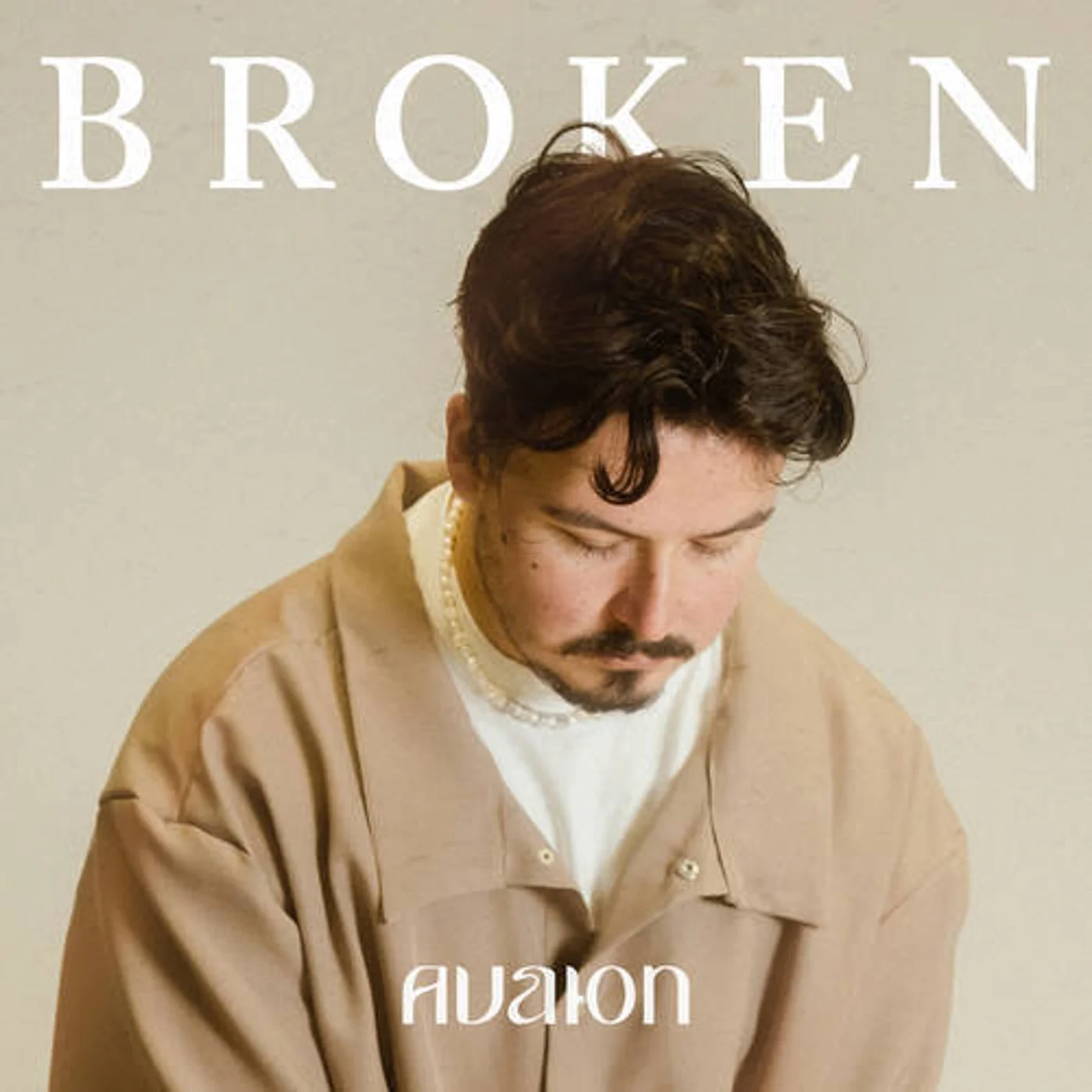 AVAION IN HIS PUREST FORM SHARES ‘BROKEN’ OUT NOW ON SONY MUSIC
